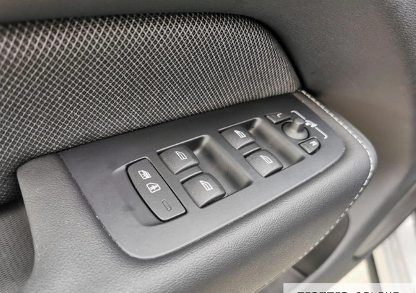 Volvo XC 60 cena 209900 przebieg: 18947, rok produkcji 2023 z Końskie małe 497